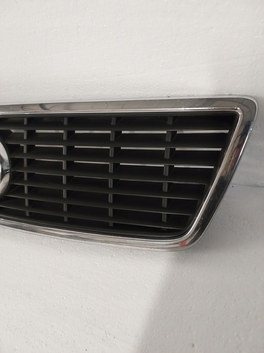 фото №5, Решітка решітка радіатора капота audi a8 d2 96-98 оригінал 4d0853651b