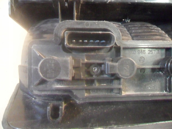 фото №13, Лампа права зад 2k0945258a volkswagen caddy iii