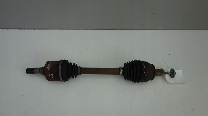 фото №1, Volvo s60 v60 1.6b t3 полуось левая автомат