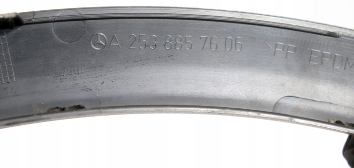 фото №9, Mercedes glc w253 молдинг крыльев перед правая a2538857606 j-5998