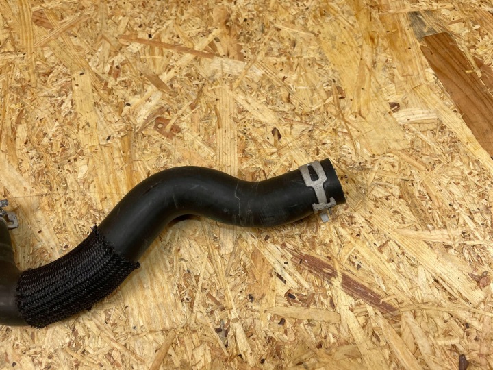 фото №9, Шланг труба трубка  основний  toyota aygo x 16571-0q050-a 2022-