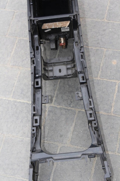 фото №14, Podłokirtnik toyota avensis t27