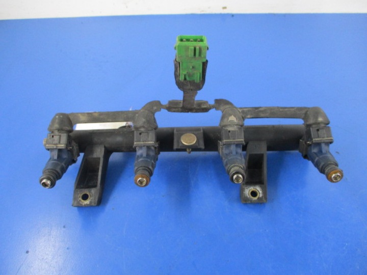 фото №1, Citroen xsara 1.6 планка форсунки 0280155794