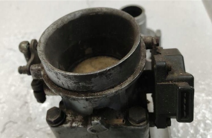 фото №5, Коллектор дроссельная заслонка mercedes sl r107 450 w116