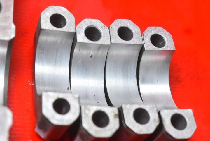 фото №9, Головка двигателя toyota avensis t25 2.2 d-cat 175 km 06-09