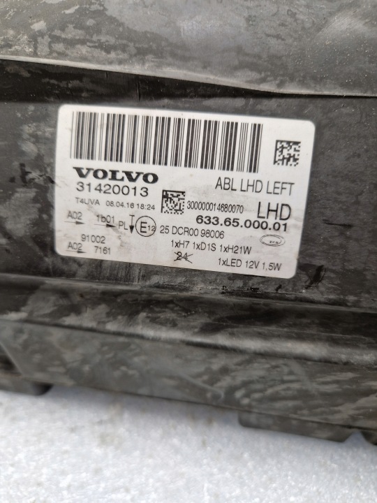 фото №8, Лампы правая левая volvo s80 ii v70 bixenon поворотный 31420013 31420014 demonta