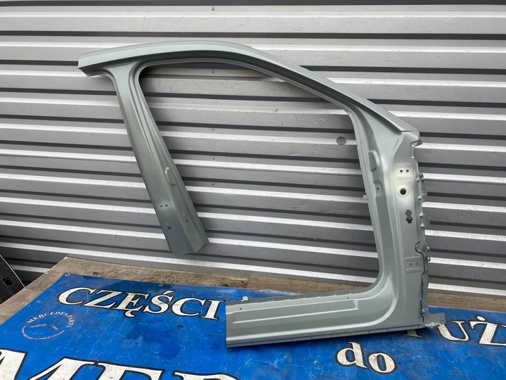 фото №1, Audi q5 80a стойка стёкла правые рамка порог