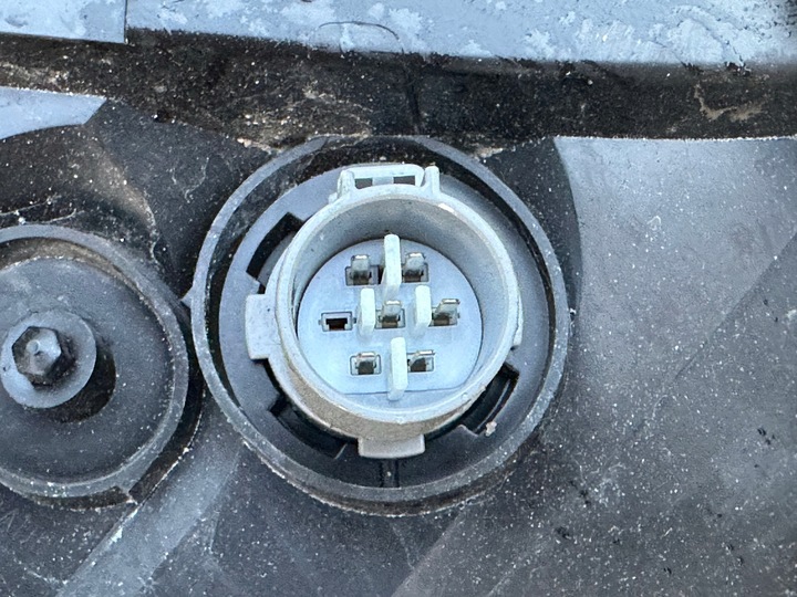 фото №13, Mazda cx5 cx-5 led лампа правая kb8m51030 6 pin eu