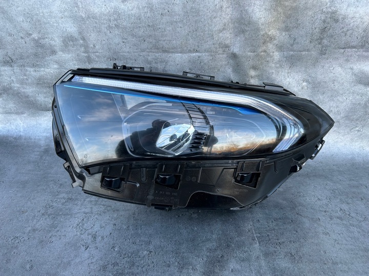 фото №1, Лампа перед ліва mercedes eqb w243 повний led