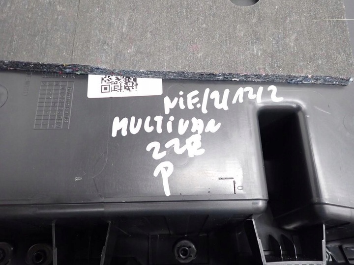 фото №10, Боковина обивка дверь правые перед европа 7la867104 vw t6 multivan 22r