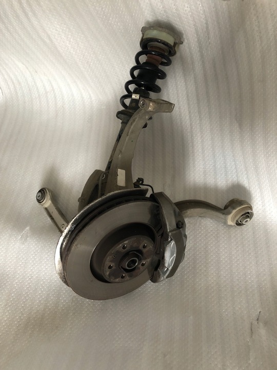фото №1, Audi q5 80a ступиця поворотна опора amort ліва сторона
