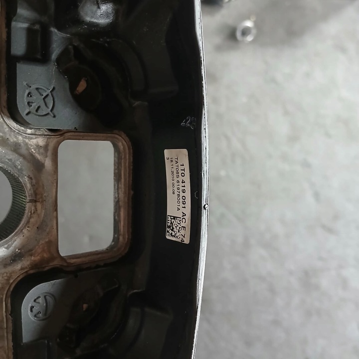фото №5, Руль кожа мультифункция з airbagiem vw touran ii tiguan i 1t0419091ac