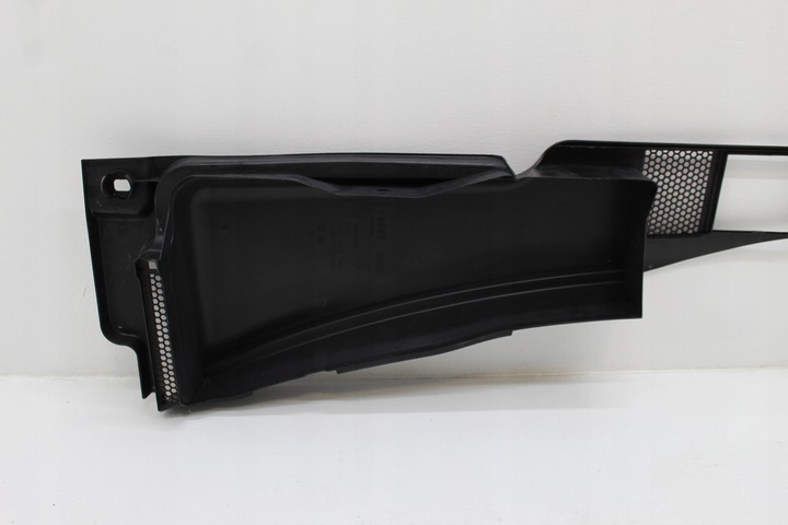 фото №6, Audi a5 8t панель под лобовым стеклом пластиковый 8k1819447