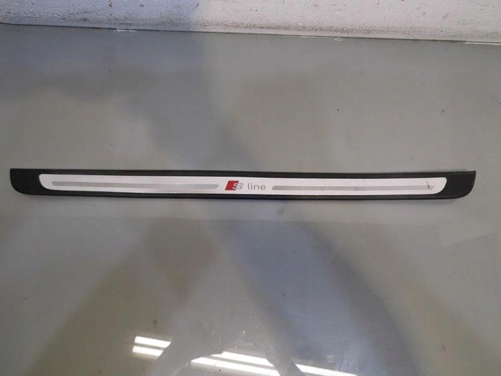 фото №1, Планка накладка порога audi a1 11r