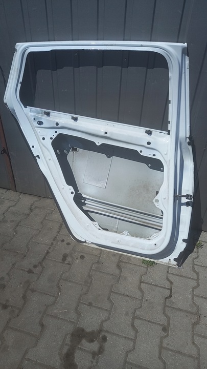 фото №14, Двері ліві зад volvo v60 11r пошкоджені