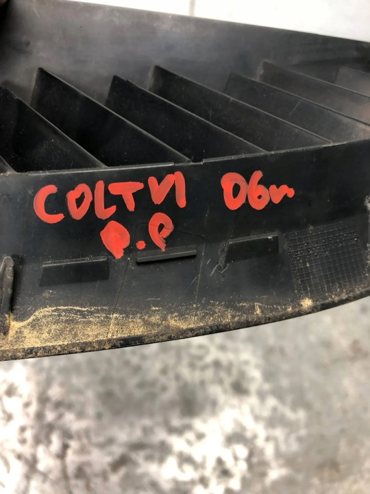 фото №7, Решітка решітка праве перед mitsubishi colt vi mn127774