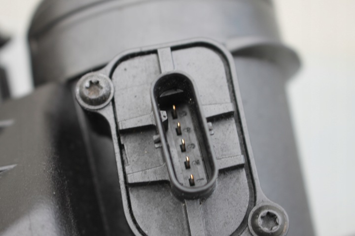 фото №5, Корпус фільтра повітря avensis t29 1.6 d4d 15-18