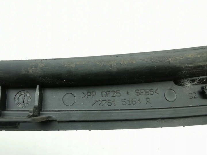 фото №12, Renault zoe 2019 левая сторона планка стёкла лобовой / передний