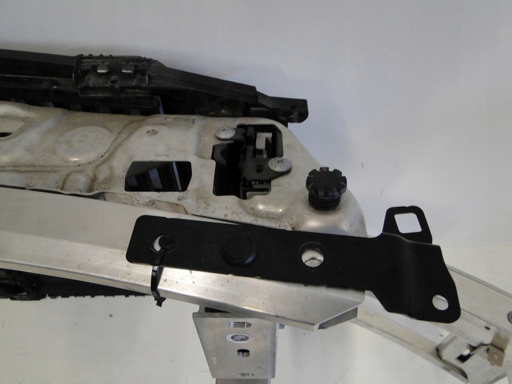 фото №14, Mercedes pas переднє підсилювач перед c клас 206 w206 a2066201400 kpl