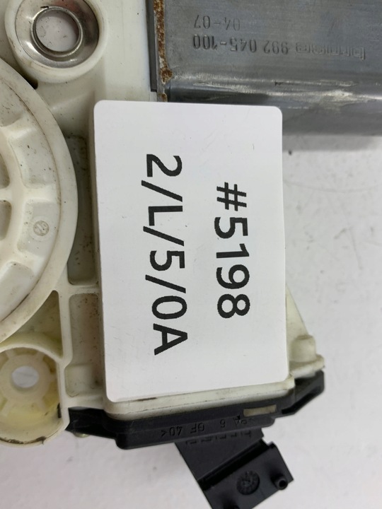 фото №9, Toyota corolla e12 моторчик стёкла левый зад 69820-02130