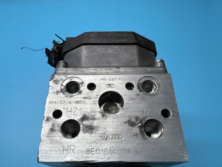 фото №8, Оригинальная главный тормозной цилиндр abs bosch volkswagen audi 8e0614111b 0273004283