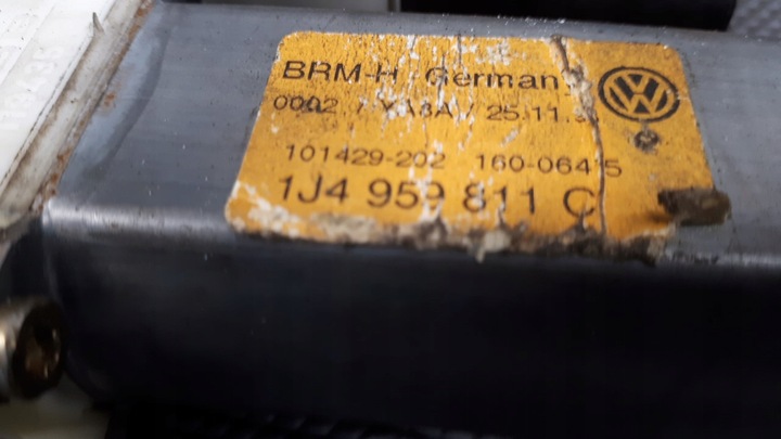 фото №9, 1j4959811c моторчик стёкла левый зад vw golf iv