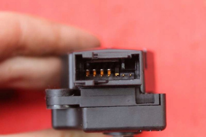 фото №6, Моторчик нагревателя a2038201642 mercedes cls c219 w219 3.5 v6 272 km