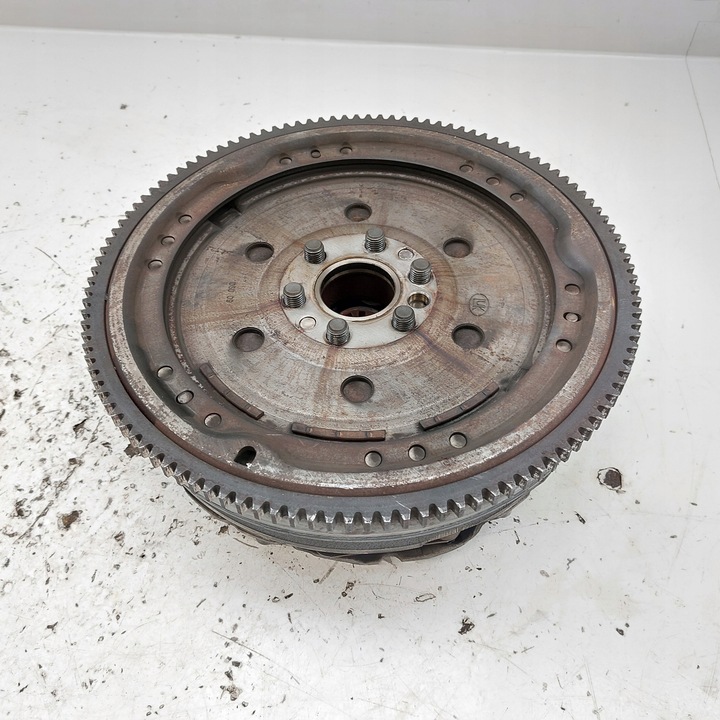 фото №7, Bmw e46 2,0b сцепление комплектные диск прижим колесо двухмассовый маховик luk