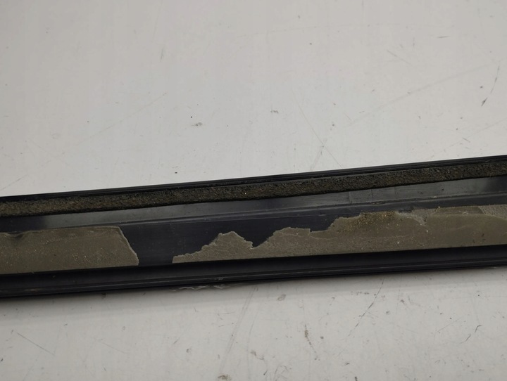 фото №9, Audi q3 f3 2019 оббивка задньої кришки багажника