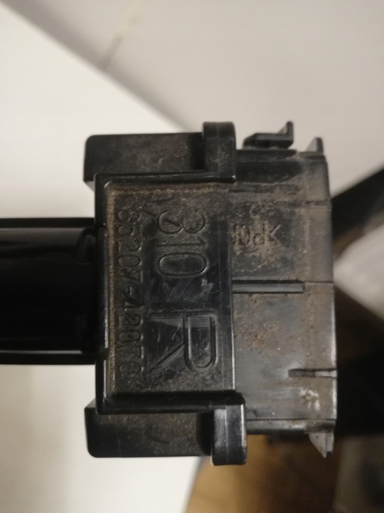 фото №7, Toyota rav 4 19-23 розпилювач лампи правий перед -85207-42070