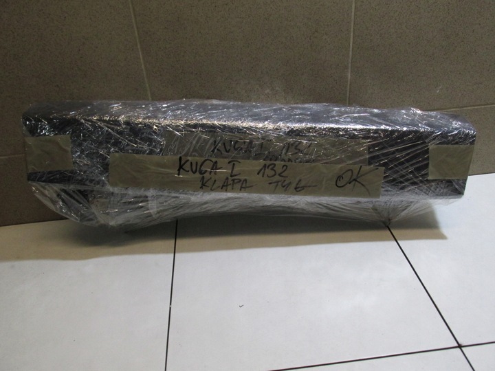 фото №14, Защита пластик обивка крышки зад kuga mk1 2012 год