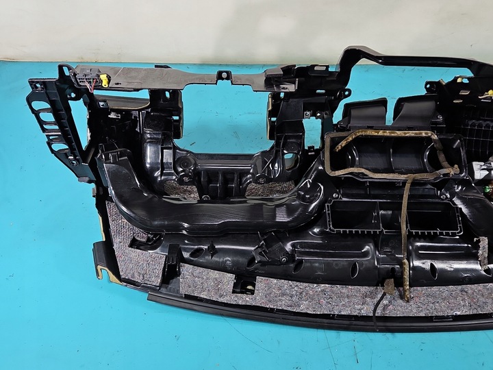 фото №11, Панель раздаточная консоль подушка безопасности пассажира volvo xc60 i 08- радар оригинал