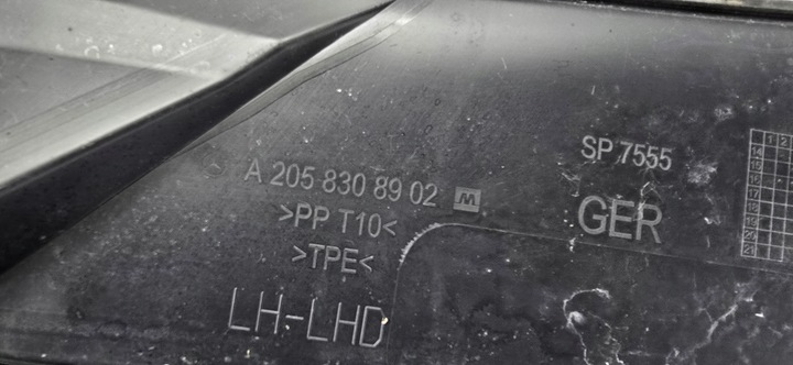 фото №6, Mercedes-benz c w205 2018 подкапотное пространство