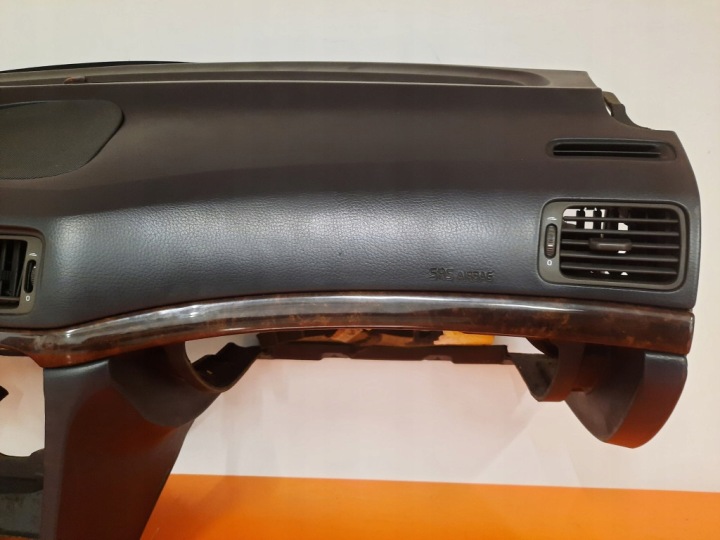 фото №5, Volvo s80 2.5d 98-06 консоль капот торпедо роздавальна подушка