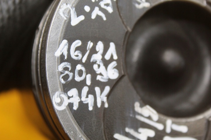 фото №10, Поршень шатун шатун 3 4 5 vw transporter t4 lt 2.5 tdi ajt 81l34 028h 074k