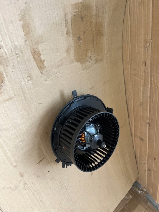 фото №8, Vw golf viii 8 2022r вентилятор повітродувка нагрівача оригінал європа