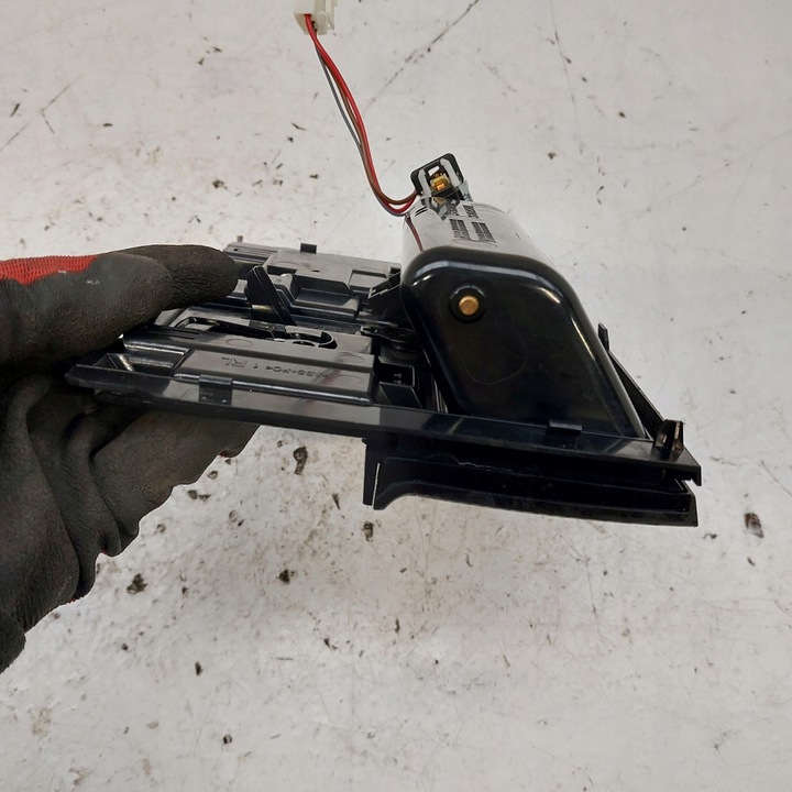 фото №8, Volkswagen passat b8 попільничка 3g2863284 3g2857962