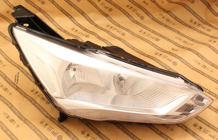 фото №1, Ford c-max mk2 ii fl рестайлинг 14-19 лампа перед обычная + led