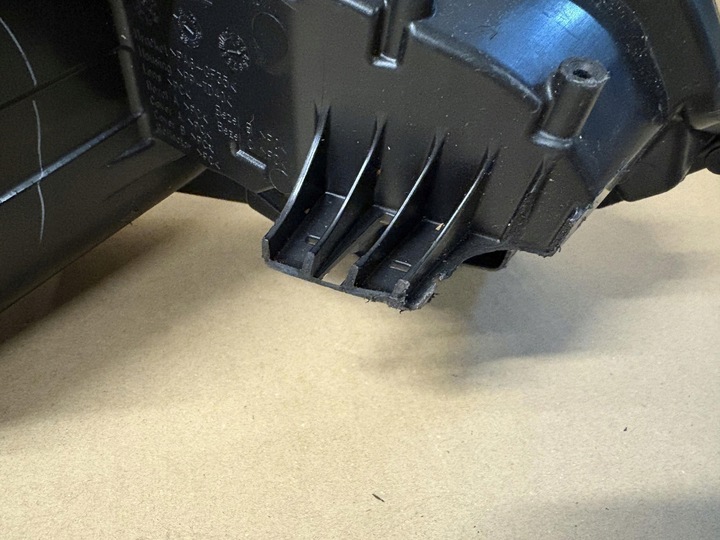 фото №12, Renault zoe рестайлинг лампа левый перед полный led 260609388r