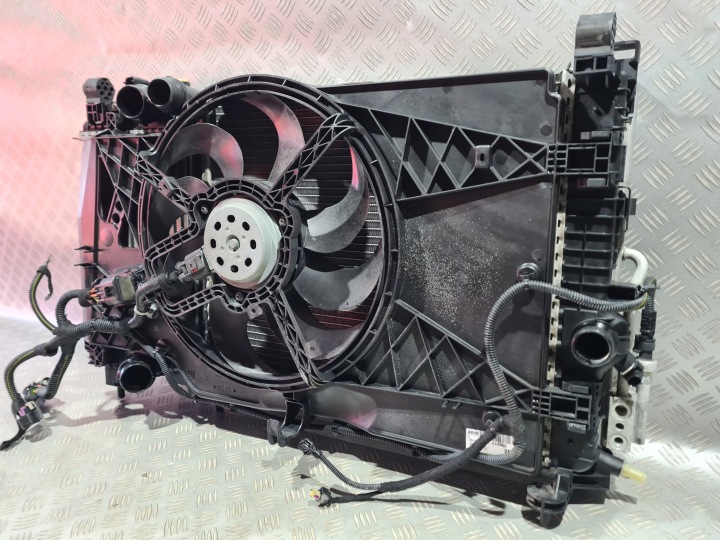 фото №5, Комплект радиатор радиатор основний  вентилятор интеркулер meriva b 1.4 turbo