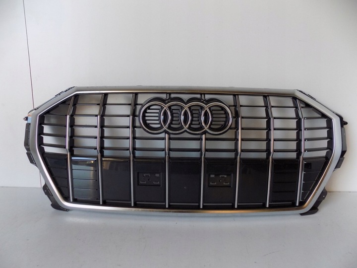 фото №1, Audi q3 a83 s-line решётка радиатора / решётка 10512