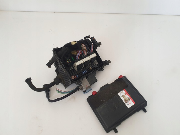 фото №7, Citroen c4 grand picasso ii модуль bsm коробка bezbpieczników 9810296180