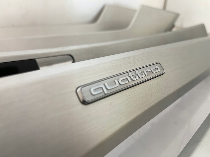 фото №8, Audi a4 b9 декоры европа алюминий шлифованный quattro комплект