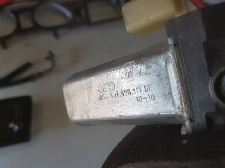 фото №3, Audi tt 8j cabrio двигунчик wiatrołapu windshot