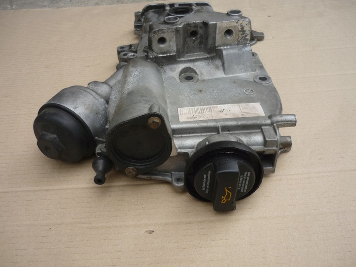 фото №7, Корпус розподільний вал vw golf v 1.4 fsi bln bkg 03c109211e справна