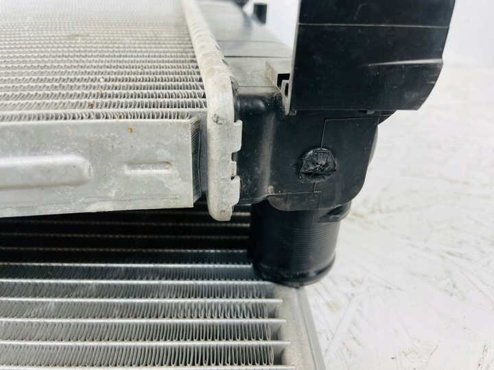 фото №9, Радіаторів кондиціонер вода duster logan clio captur