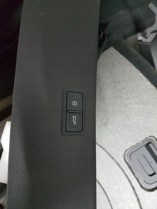 фото №12, Оснащение багажника audi etron 4ke багажник e-tron