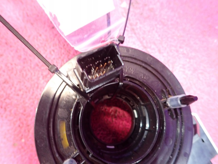 фото №2, Стрічка кермо vw golf 5 1k0959653c