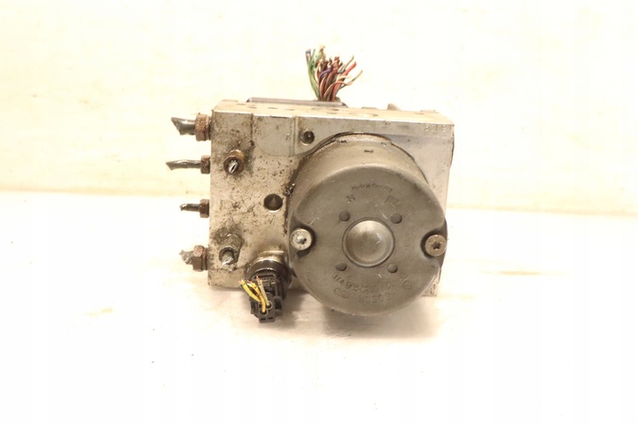 фото №1, Насос abs toyota avensis ii t25 1.8