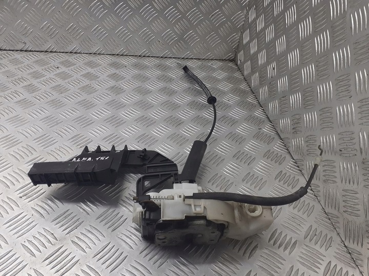 фото №1, Замок двері лівий перед alfa romeo 156 7pin